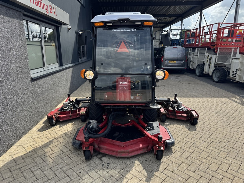 Toro 4010 -D - جزازة المروج: صور 3 Toro 4010 -D - جزازة المروج: صور 3