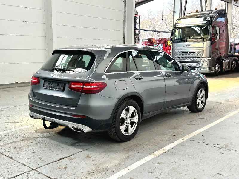 Mercedes-Benz GLC 220 D / 4MATIC / AUTOMAAT - سيارة دفع رباعي: صور 5 Mercedes-Benz GLC 220 D / 4MATIC / AUTOMAAT - سيارة دفع رباعي: صور 5
