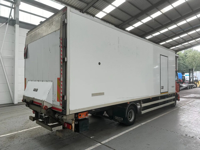 Renault D 12 220 / 264728 km - مبردة شاحنة: صور 5 Renault D 12 220 / 264728 km - مبردة شاحنة: صور 5