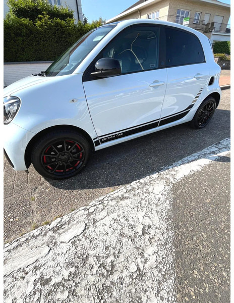 Smart Forfour ONE EQ / 100% ELECTRIC / BRABUS ALLOY WHEELS /EDITION ONE - سيارة: صور 3 Smart Forfour ONE EQ / 100% ELECTRIC / BRABUS ALLOY WHEELS /EDITION ONE - سيارة: صور 3