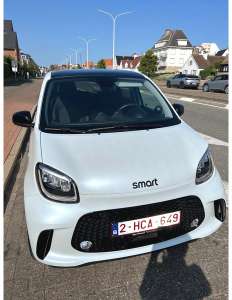 Smart Forfour ONE EQ / 100% ELECTRIC / BRABUS ALLOY WHEELS /EDITION ONE - سيارة: صور 4 Smart Forfour ONE EQ / 100% ELECTRIC / BRABUS ALLOY WHEELS /EDITION ONE - سيارة: صور 4