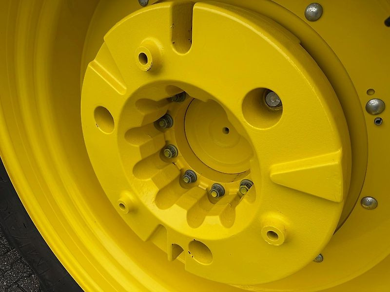 John Deere 6R195 AP 50KM COMMAND-PRO G5-PLUS 2024 570 UUR!!! - جرار: صور 5 John Deere 6R195 AP 50KM COMMAND-PRO G5-PLUS 2024 570 UUR!!! - جرار: صور 5