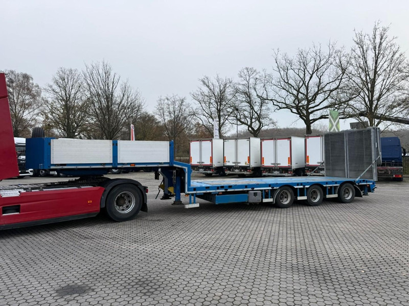 Bodex NN3J Extentable Lowbed NL Trailer Steeraxle Ramps TÜV-MOT-APK 2026/11 - عربة مسطحة منخفضة نصف مقطورة: صور 1 Bodex NN3J Extentable Lowbed NL Trailer Steeraxle Ramps TÜV-MOT-APK 2026/11 - عربة مسطحة منخفضة نصف مقطورة: صور 1