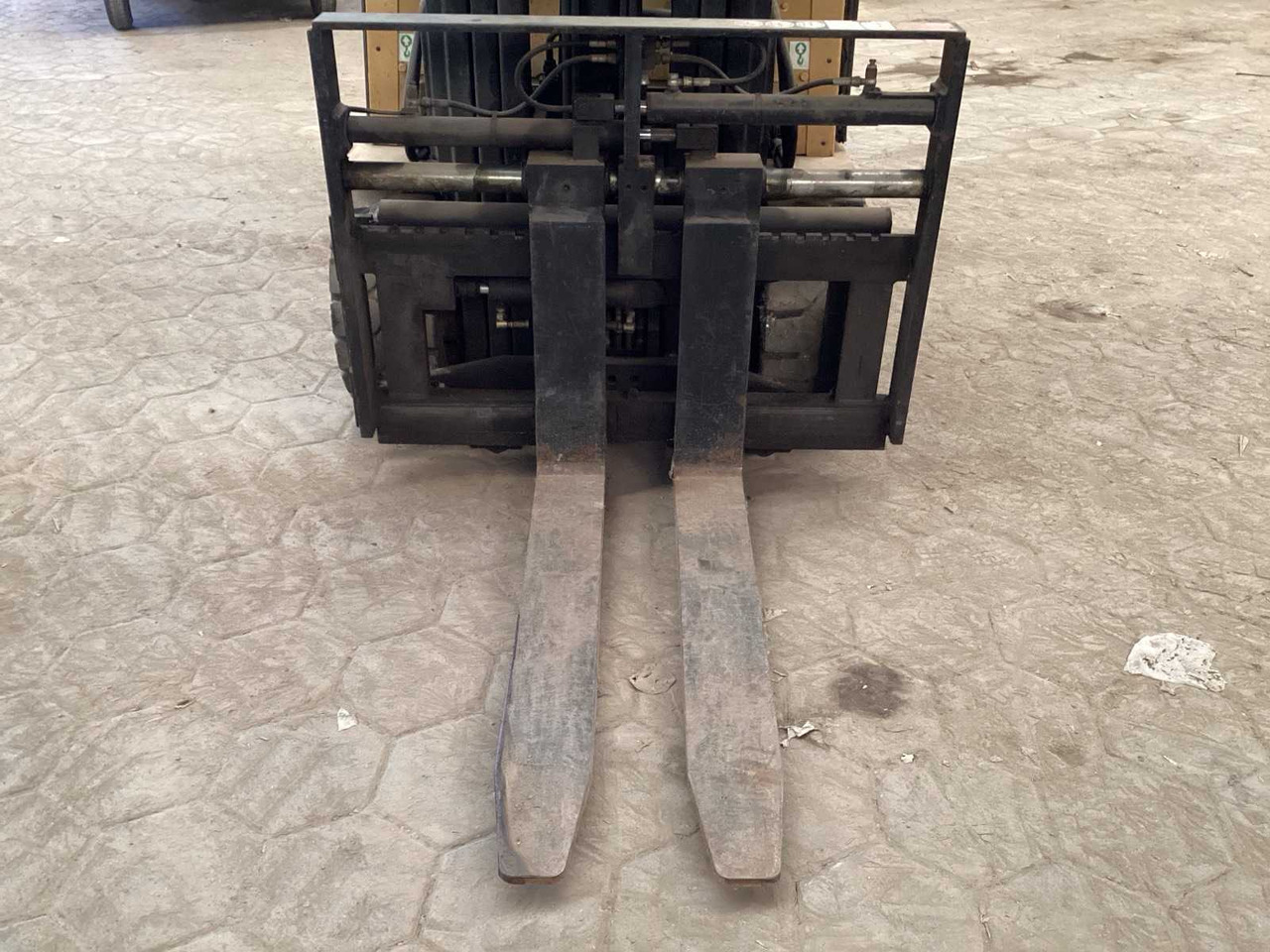 1996 DAEWOO B 30 S FORKLIFT - رافعة شوكية: صور 5 1996 DAEWOO B 30 S FORKLIFT - رافعة شوكية: صور 5