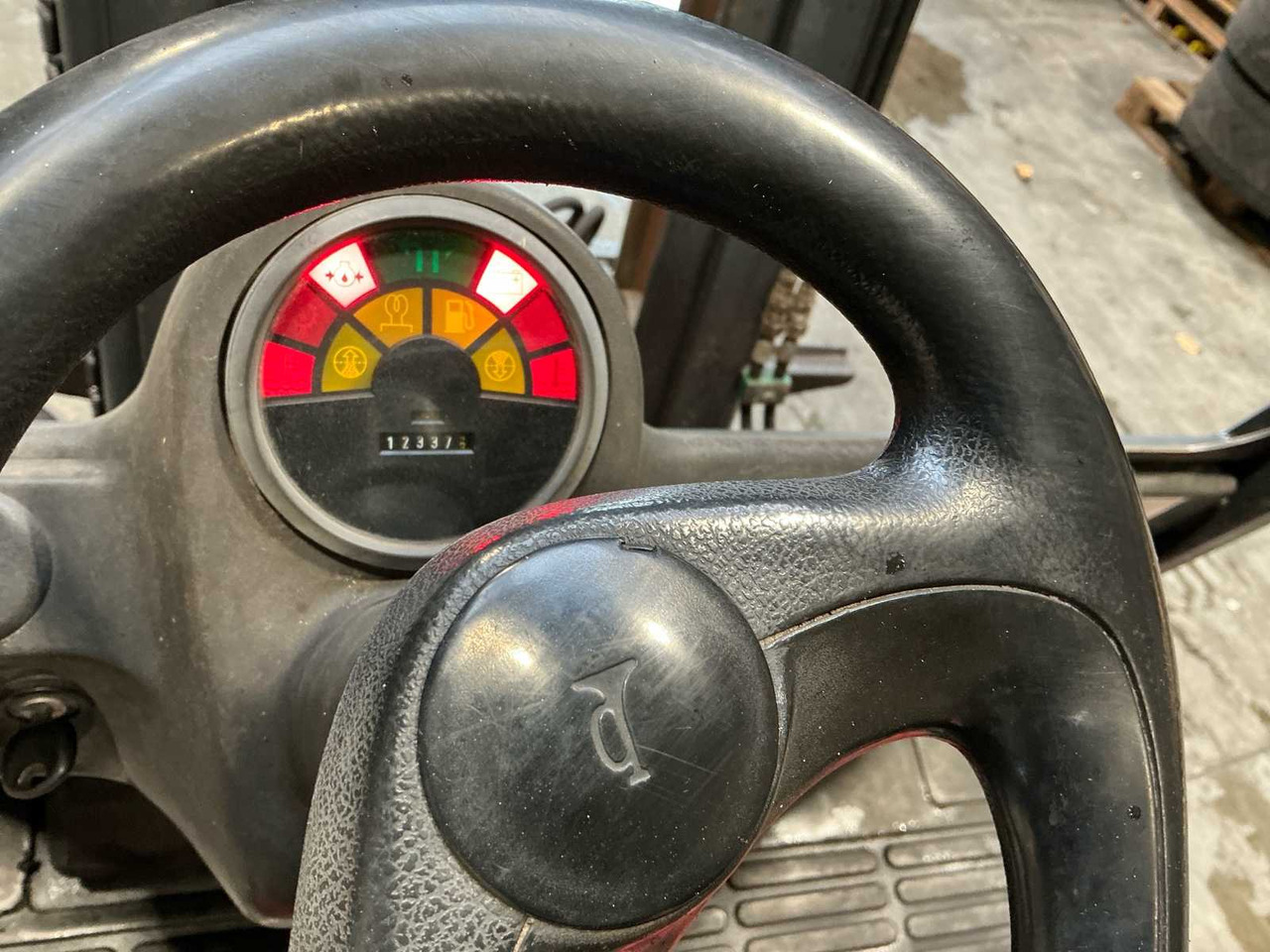 رافعة شوكية 1996 LINDE H20D-02 FORKLIFT: صور 17