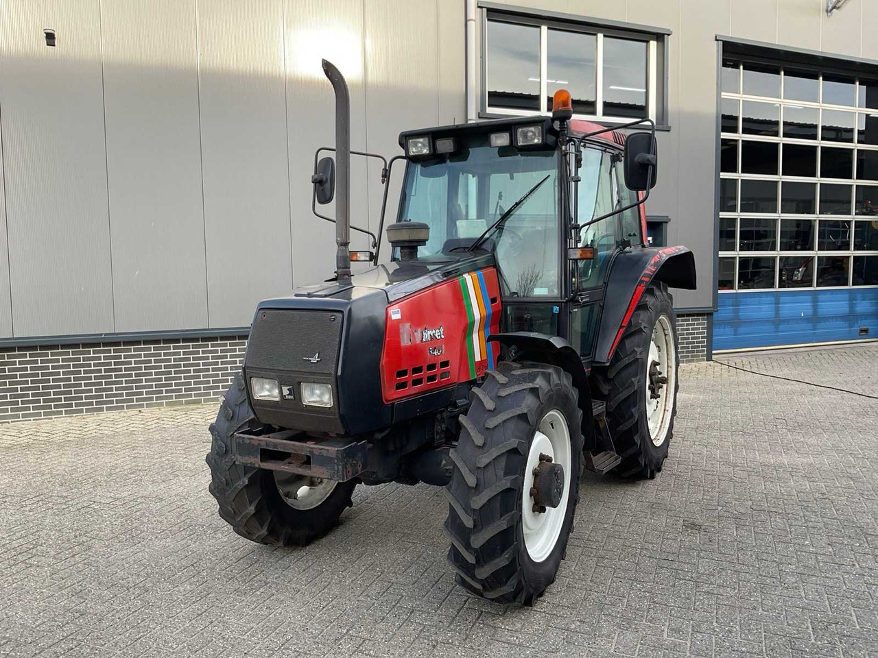 1996 VALMET 6400 HI-TROL ALL-WHEEL DRIVE FARM TRACTOR - جرار: صور 2 1996 VALMET 6400 HI-TROL ALL-WHEEL DRIVE FARM TRACTOR - جرار: صور 2