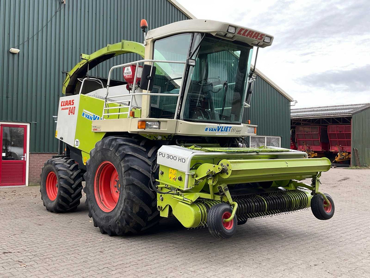 1999 CLAAS JAGUAR 840 FORAGE HARVESTER - حصادة الأعلاف: صور 2 1999 CLAAS JAGUAR 840 FORAGE HARVESTER - حصادة الأعلاف: صور 2