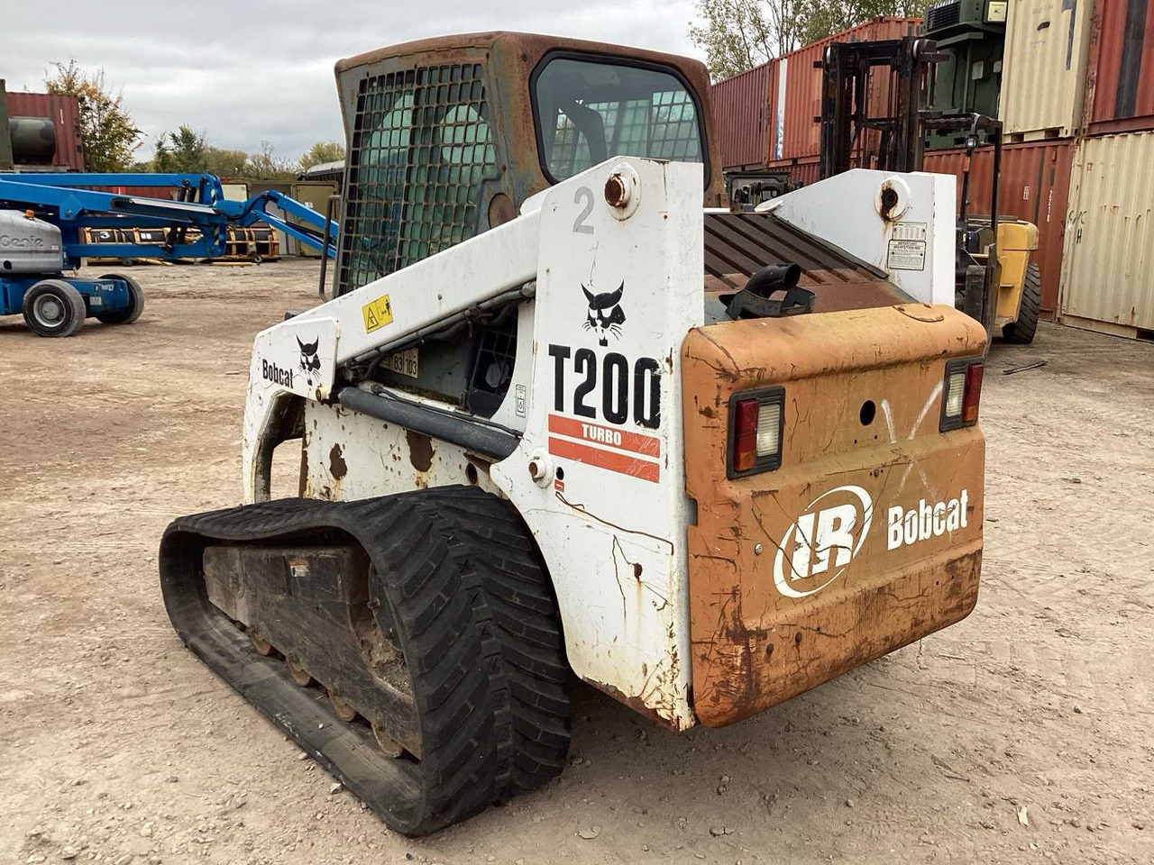 2001 BOBCAT T 200 SKID STEER LOADER - اللودر المجنزر صغير: صور 4 2001 BOBCAT T 200 SKID STEER LOADER - اللودر المجنزر صغير: صور 4
