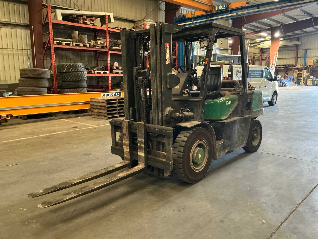 2001 DAEWOO D40SC-2 FORKLIFT - رافعة شوكية: صور 1 2001 DAEWOO D40SC-2 FORKLIFT - رافعة شوكية: صور 1