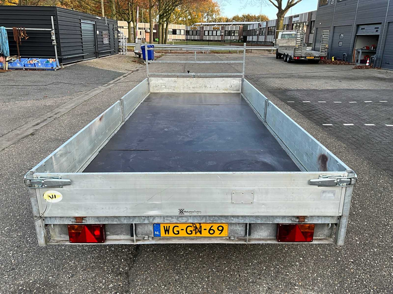 2002 HAPERT AL2000 PLATFORM TRAILER - مقطورة: صور 4 2002 HAPERT AL2000 PLATFORM TRAILER - مقطورة: صور 4
