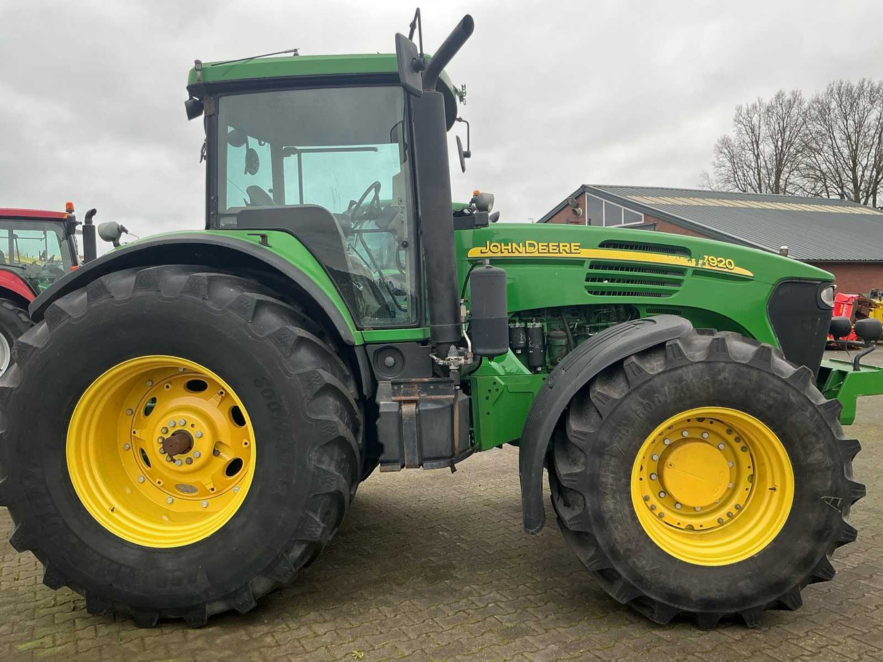 2004 JOHN DEERE 7920 ALL-WHEEL DRIVE FARM TRACTOR - جرار: صور 3 2004 JOHN DEERE 7920 ALL-WHEEL DRIVE FARM TRACTOR - جرار: صور 3