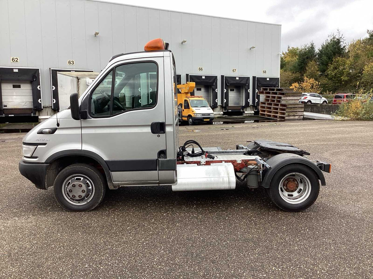 2005 IVECO 40C17 10 TON TRACTOR COMMERCIAL VEHICLE - الشاحنات الصغيرة: صور 3 2005 IVECO 40C17 10 TON TRACTOR COMMERCIAL VEHICLE - الشاحنات الصغيرة: صور 3