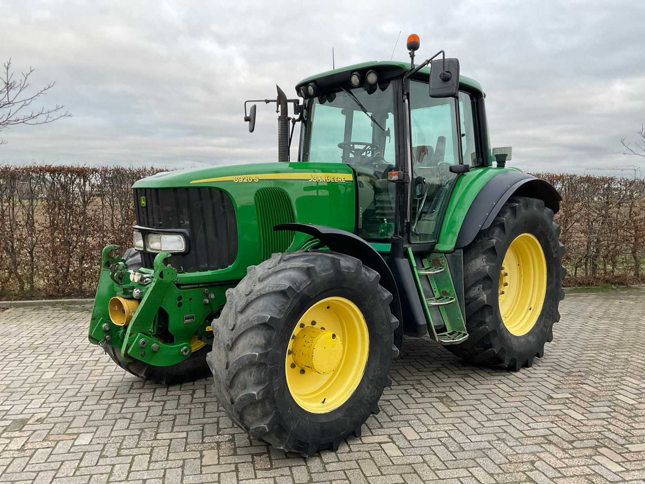 2005 JOHN DEERE 6920 S ALL-WHEEL DRIVE FARM TRACTOR - جرار: صور 1 2005 JOHN DEERE 6920 S ALL-WHEEL DRIVE FARM TRACTOR - جرار: صور 1