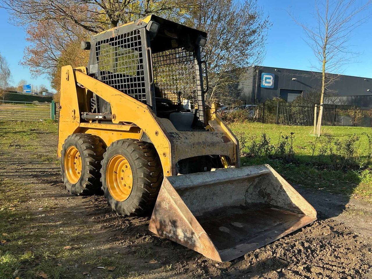 2006 CAT 216B SKID STEER LOADER - اللودر المجنزر صغير: صور 5 2006 CAT 216B SKID STEER LOADER - اللودر المجنزر صغير: صور 5
