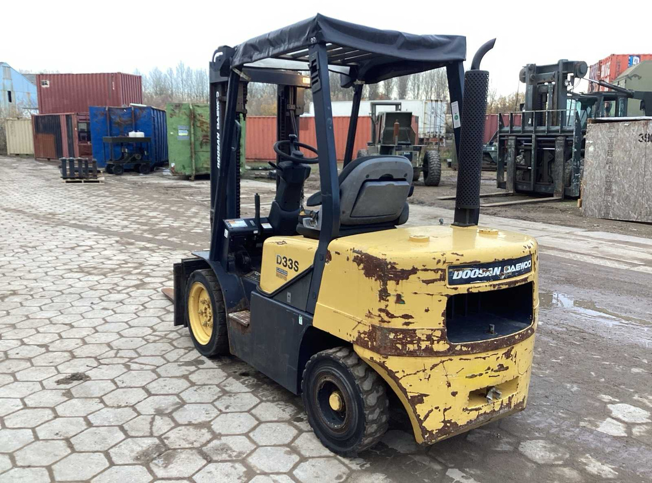 2006 DOOSAN D33S-3 FORKLIFT - رافعة شوكية: صور 4 2006 DOOSAN D33S-3 FORKLIFT - رافعة شوكية: صور 4