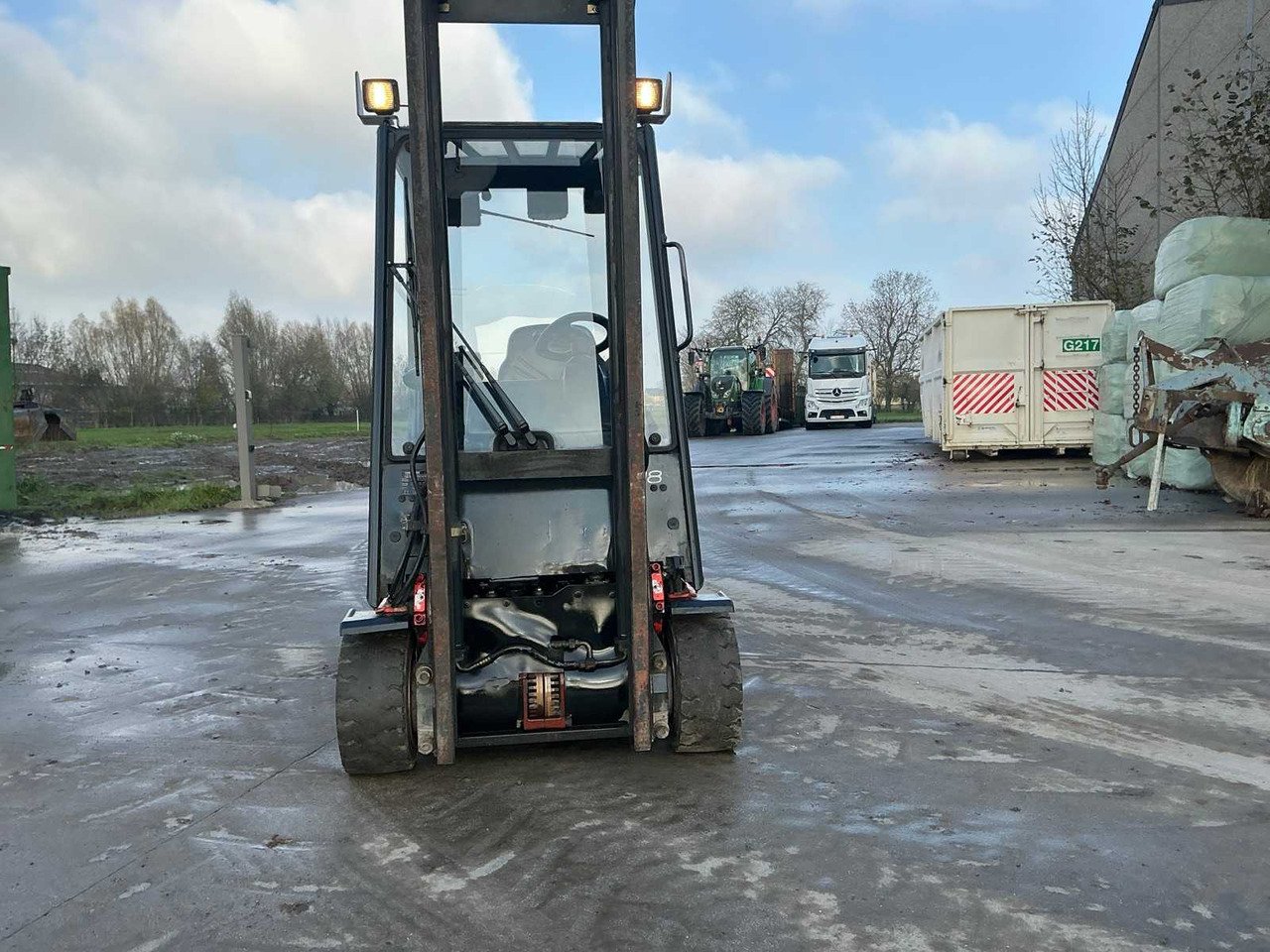 2006 LINDE-FENWICK E18C-02 FORKLIFT - رافعة شوكية: صور 5 2006 LINDE-FENWICK E18C-02 FORKLIFT - رافعة شوكية: صور 5