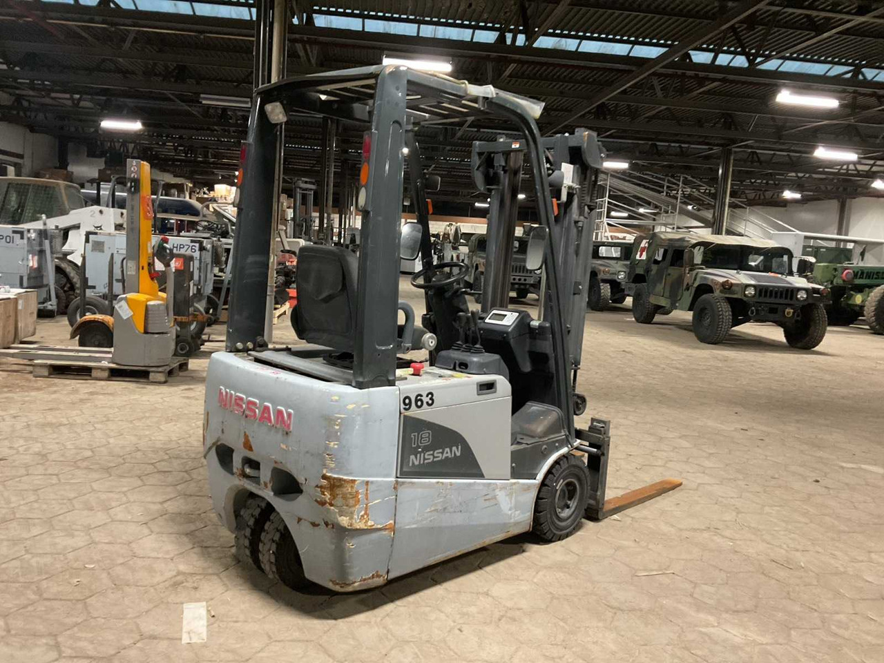 2006 NISSAN 1N1L18Q FORKLIFT - رافعة شوكية: صور 3 2006 NISSAN 1N1L18Q FORKLIFT - رافعة شوكية: صور 3