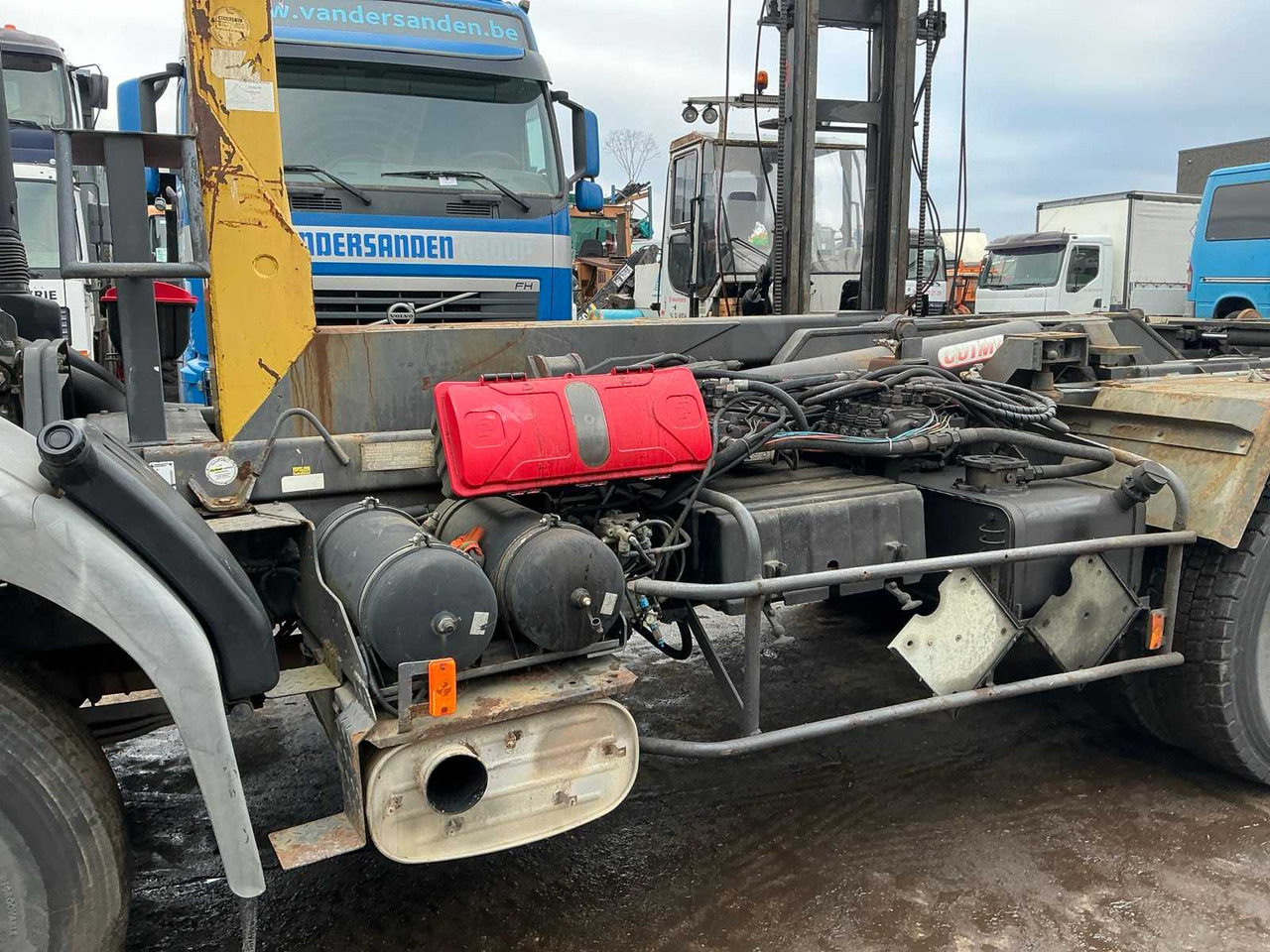 شاحنة 2006 RENAULT 33DVB2 TRUCK: صور 18