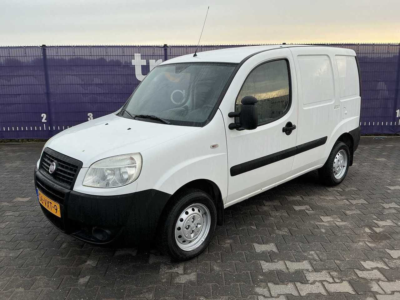 2008 - FIAT - DOBLÒ - 1.6 CNG/PETROL COMFORT - COMMERCIAL VEHICLE - الشاحنات الصغيرة: صور 1 2008 - FIAT - DOBLÒ - 1.6 CNG/PETROL COMFORT - COMMERCIAL VEHICLE - الشاحنات الصغيرة: صور 1