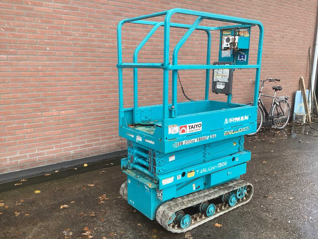 2009 AIRMAN ENCL 045 CRAWLER BOOM LIFT - منصات هيدروليكية متنقلة: صور 3 2009 AIRMAN ENCL 045 CRAWLER BOOM LIFT - منصات هيدروليكية متنقلة: صور 3