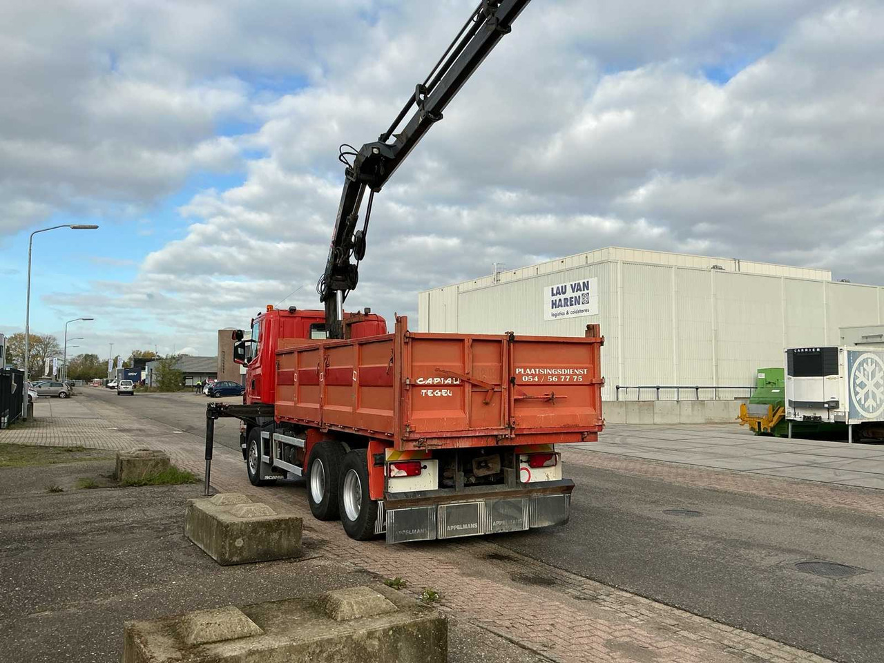 2009 SCANIA G420 TIPPER TRUCK WITH CRANE - شاحنة: صور 4 2009 SCANIA G420 TIPPER TRUCK WITH CRANE - شاحنة: صور 4
