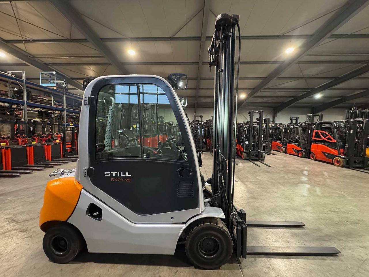 2009 UVV 11/2025 STILL RX70-25 2.500KG DIESEL FORKLIFT FORKLIFT 3.+4. VALVE 11.645 HOURS. - رافعة شوكية: صور 4 2009 UVV 11/2025 STILL RX70-25 2.500KG DIESEL FORKLIFT FORKLIFT 3.+4. VALVE 11.645 HOURS. - رافعة شوكية: صور 4
