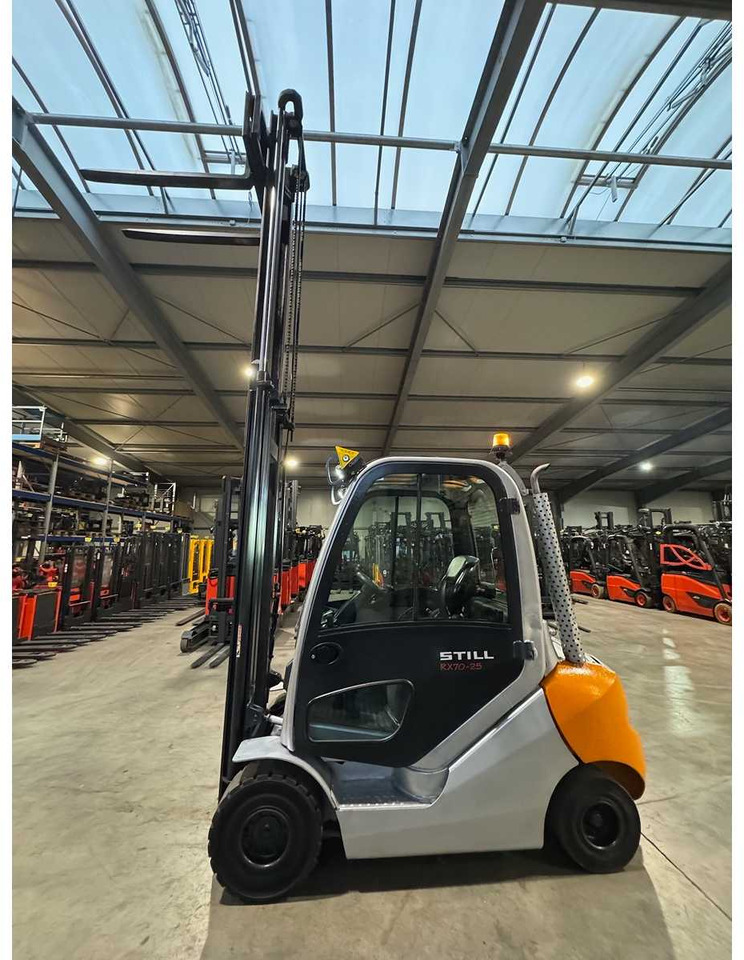 2009 UVV 11/2025 STILL RX70-25 2.500KG DIESEL FORKLIFT FORKLIFT 3.+4. VALVE 11.645 HOURS. - رافعة شوكية: صور 3 2009 UVV 11/2025 STILL RX70-25 2.500KG DIESEL FORKLIFT FORKLIFT 3.+4. VALVE 11.645 HOURS. - رافعة شوكية: صور 3