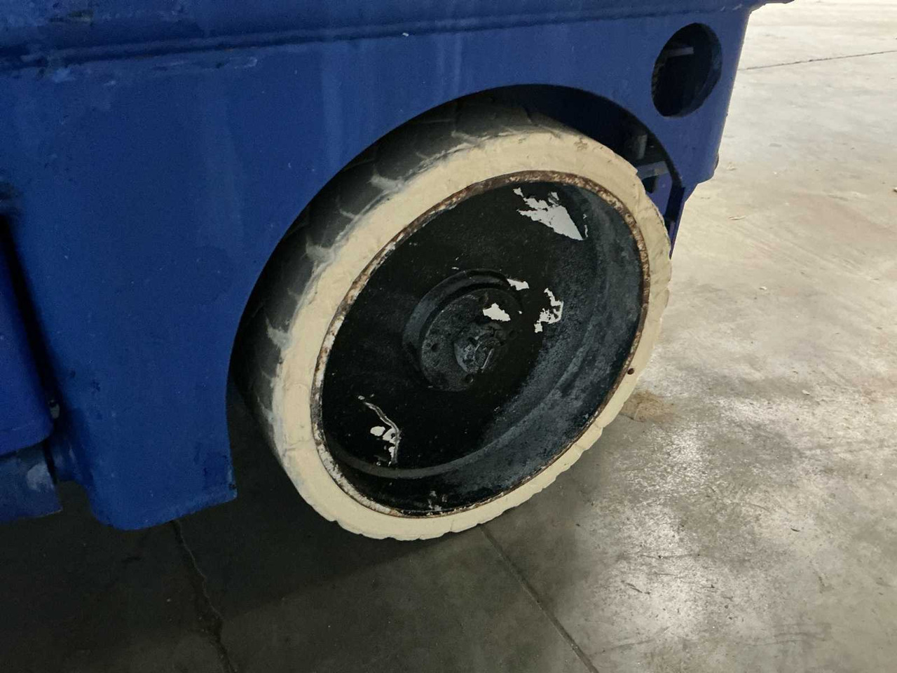 منصات هيدروليكية متنقلة 2011 HAULOTTE COMPACT 8 AERIAL PLATFORM: صور 11