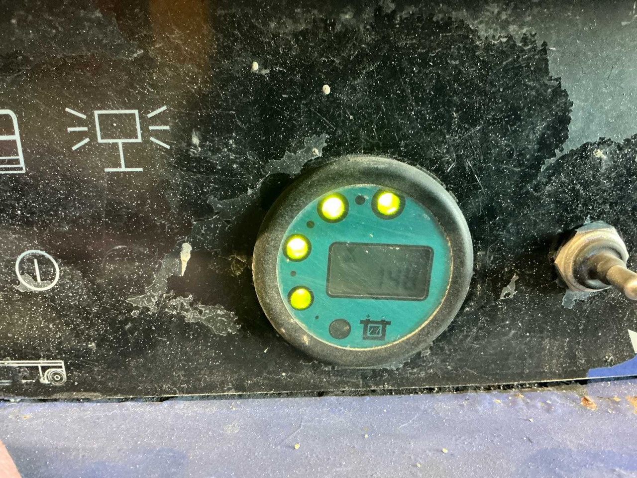 منصات هيدروليكية متنقلة 2011 HAULOTTE COMPACT 8 AERIAL PLATFORM: صور 19