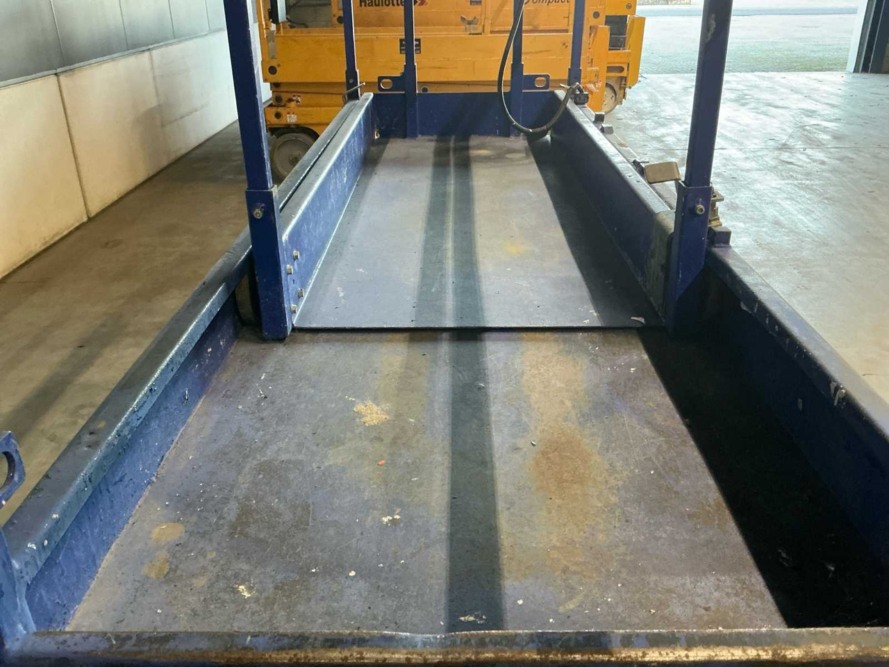 منصات هيدروليكية متنقلة 2011 HAULOTTE COMPACT 8 AERIAL PLATFORM: صور 13