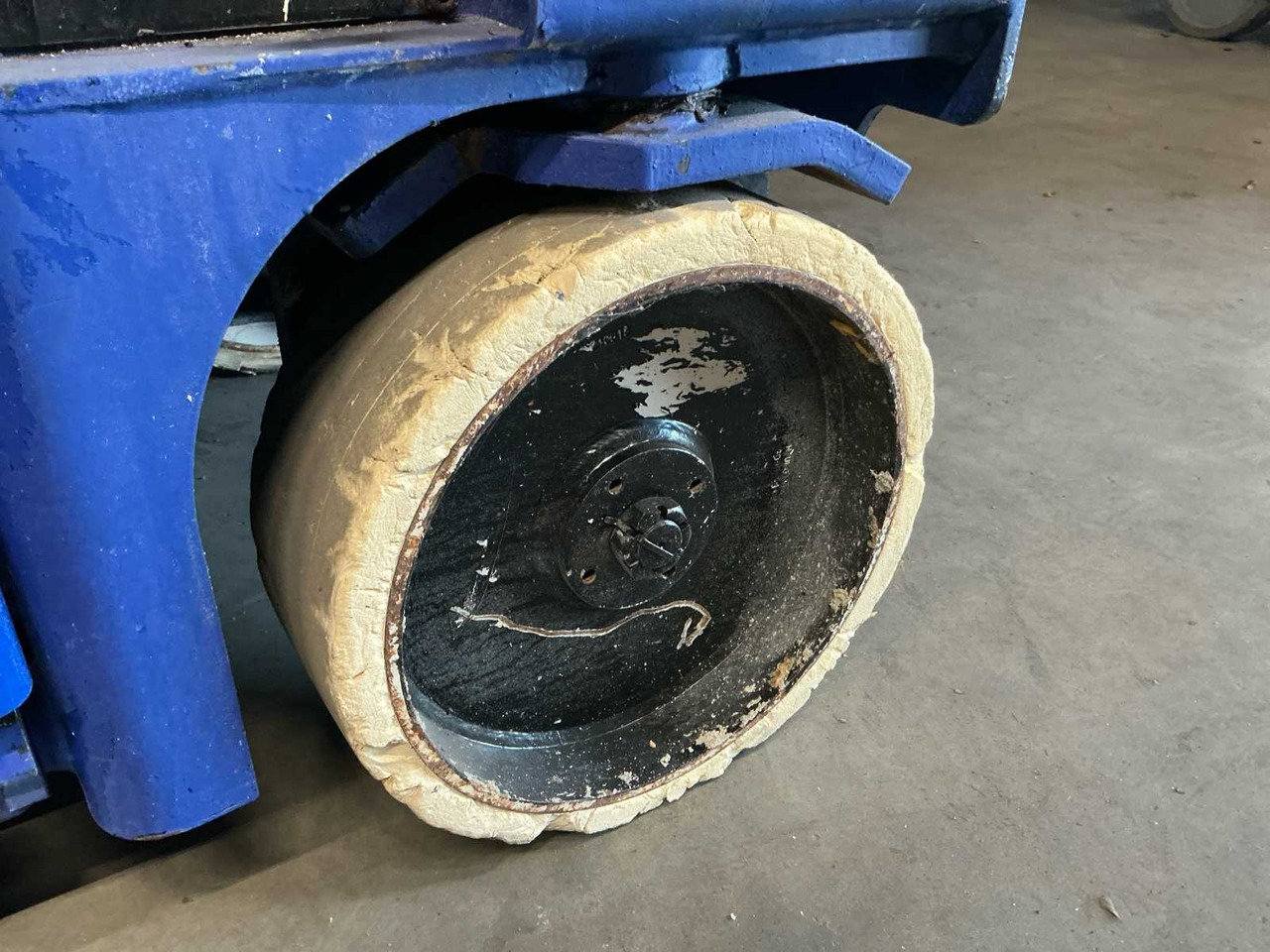 منصات هيدروليكية متنقلة 2011 HAULOTTE COMPACT 8 AERIAL PLATFORM: صور 9