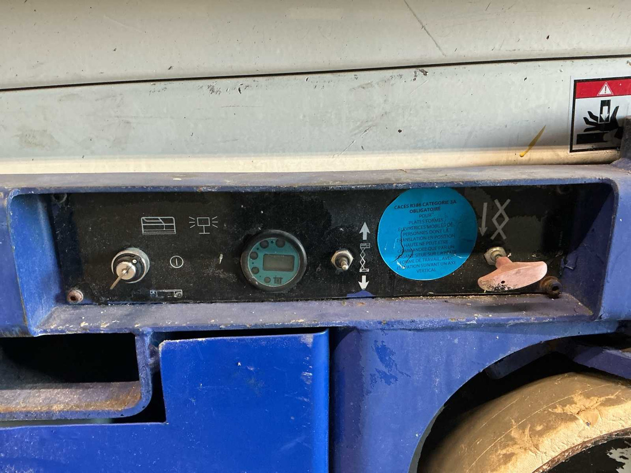 منصات هيدروليكية متنقلة 2011 HAULOTTE COMPACT 8 AERIAL PLATFORM: صور 18