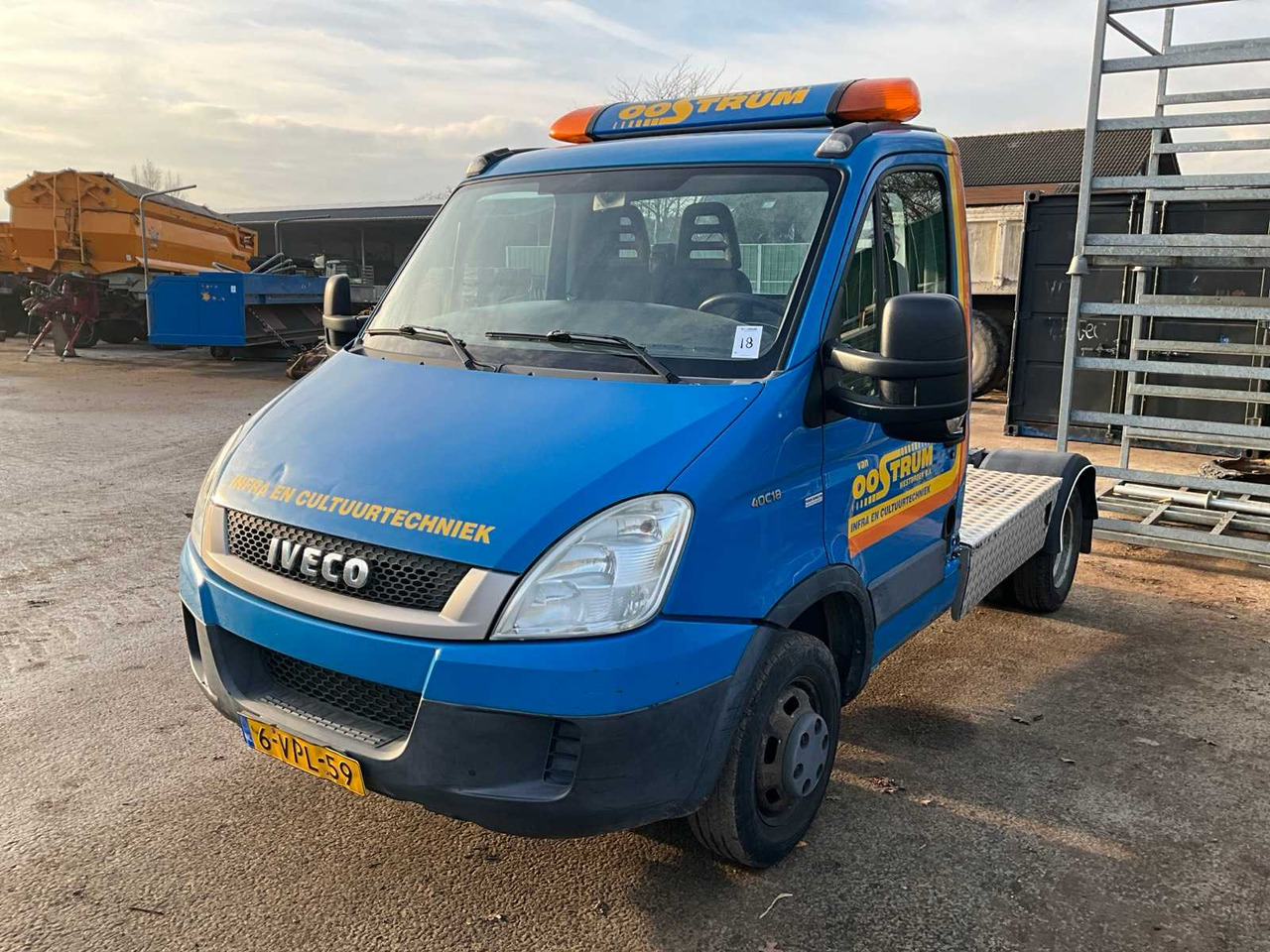 2011 IVECO DAILY 40C18/T COMMERCIAL VEHICLE - الشاحنات الصغيرة: صور 2 2011 IVECO DAILY 40C18/T COMMERCIAL VEHICLE - الشاحنات الصغيرة: صور 2