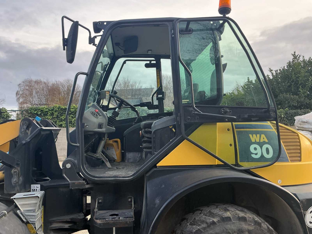 2011 KOMATSU FASTRAC WA90 SHOVEL - اللودر بعجل: صور 1 2011 KOMATSU FASTRAC WA90 SHOVEL - اللودر بعجل: صور 1