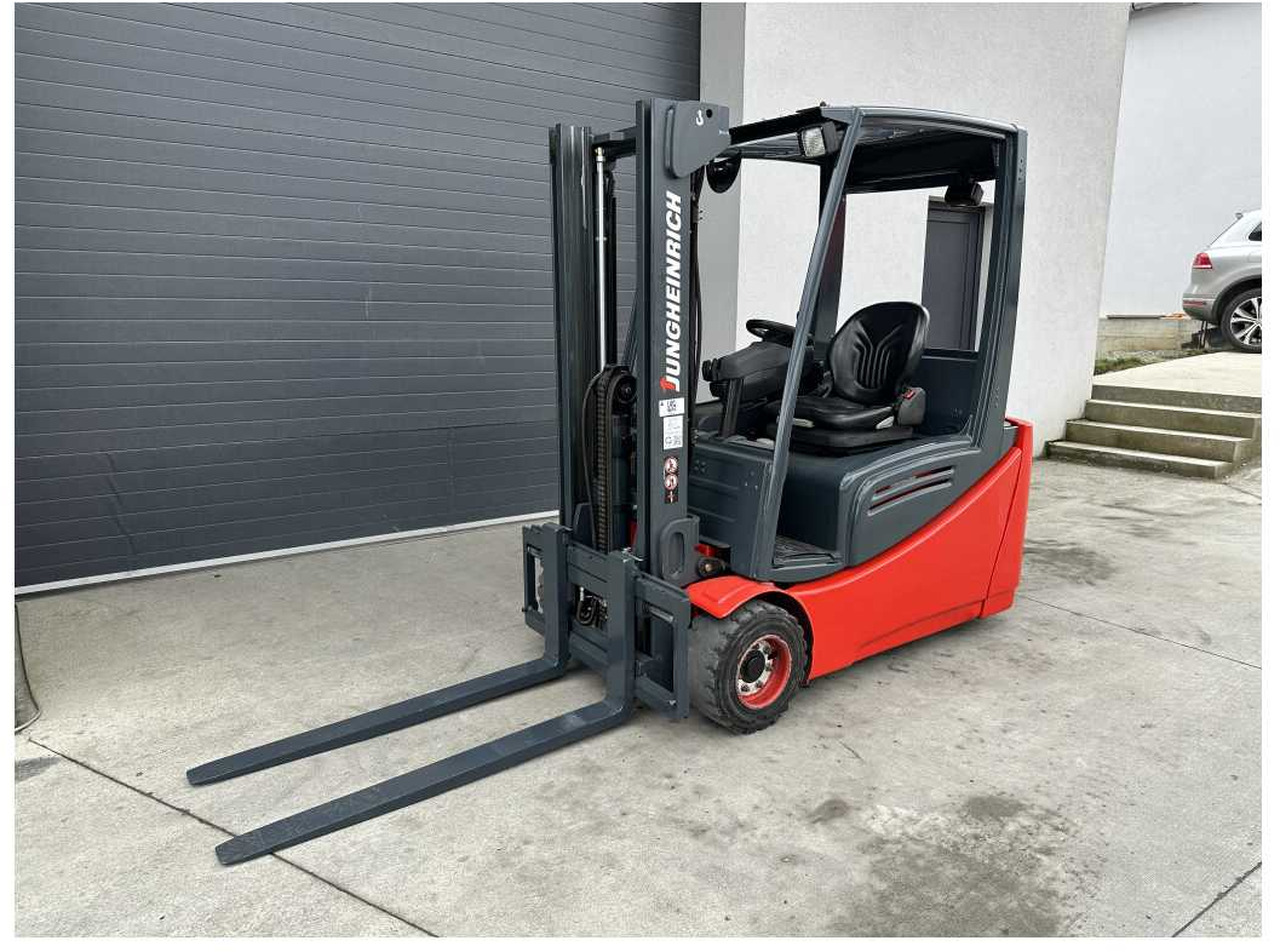 2012 JUNGHEINRICH EFG 220 FORKLIFT TRUCKS - رافعة شوكية: صور 1 2012 JUNGHEINRICH EFG 220 FORKLIFT TRUCKS - رافعة شوكية: صور 1