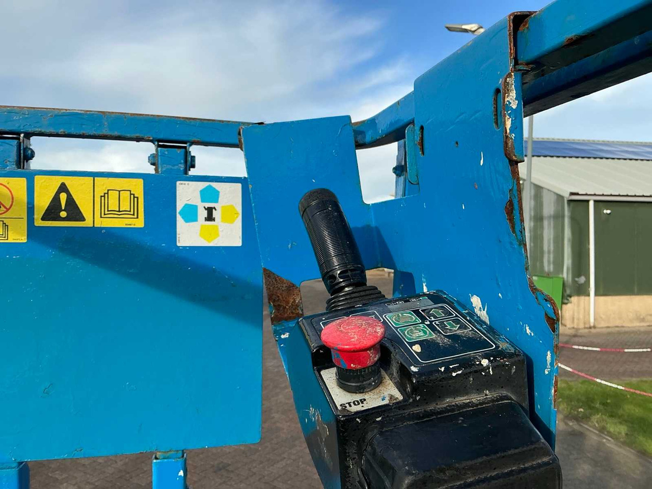 منصات هيدروليكية متنقلة 2013 GENIE GS-2632 AERIAL PLATFORM: صور 9