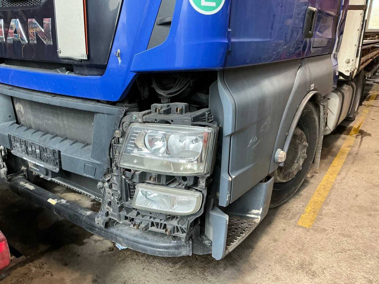 2015 MAN TGX TRACTOR UNIT INCLUDING TRAILER - شاحنة: صور 3 2015 MAN TGX TRACTOR UNIT INCLUDING TRAILER - شاحنة: صور 3