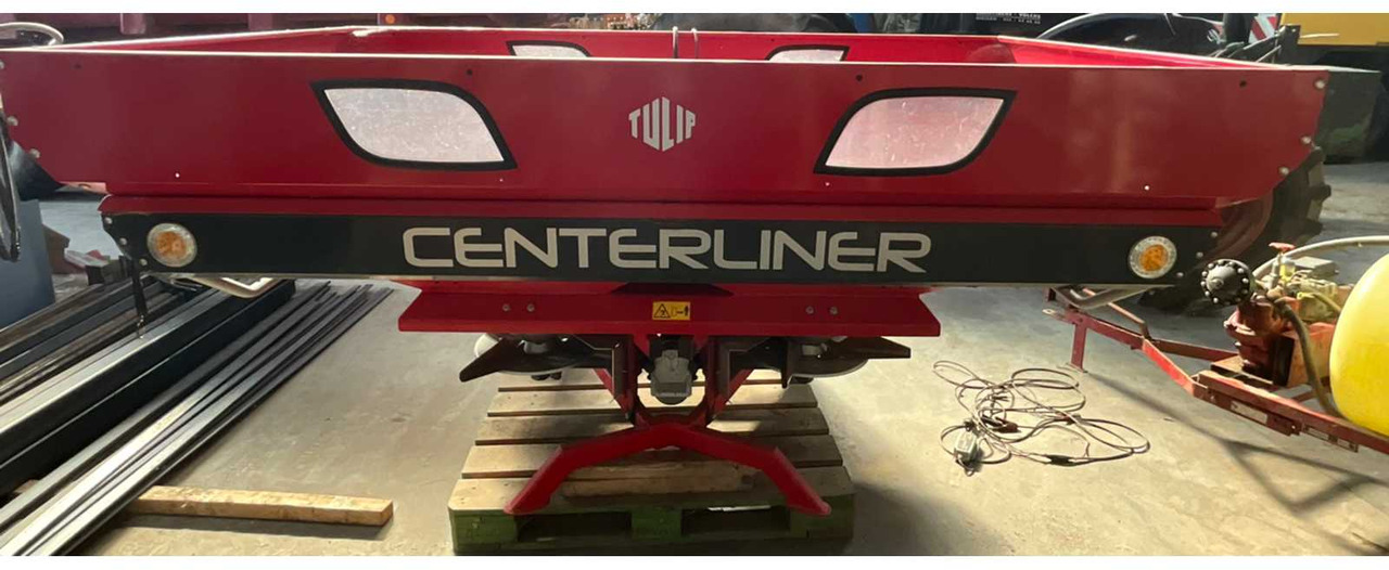 2015 Tulip Centerliner SX 31 Fertilizer Distributor - آلة رش الأسمدة: صور 5 2015 Tulip Centerliner SX 31 Fertilizer Distributor - آلة رش الأسمدة: صور 5