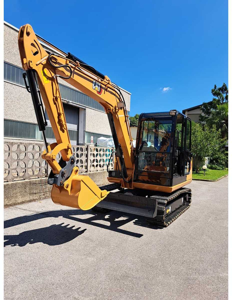 2016 CATERPILLAR 305.5E2 MINI EXCAVATOR - حفارة: صور 3 2016 CATERPILLAR 305.5E2 MINI EXCAVATOR - حفارة: صور 3