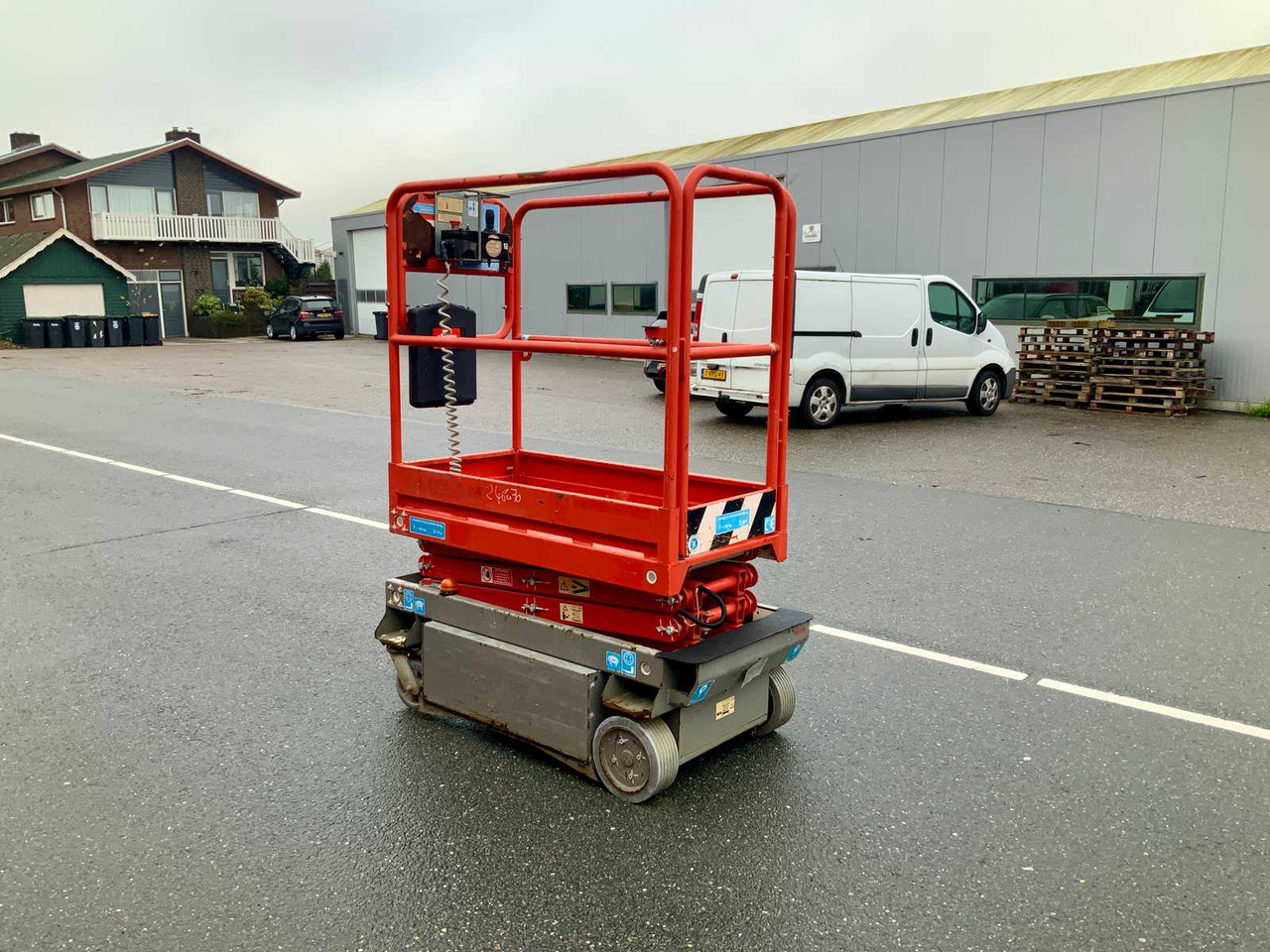 2016 IMER/ITECO EASY UP5SP AERIAL WORK PLATFORM - منصات هيدروليكية متنقلة: صور 4 2016 IMER/ITECO EASY UP5SP AERIAL WORK PLATFORM - منصات هيدروليكية متنقلة: صور 4