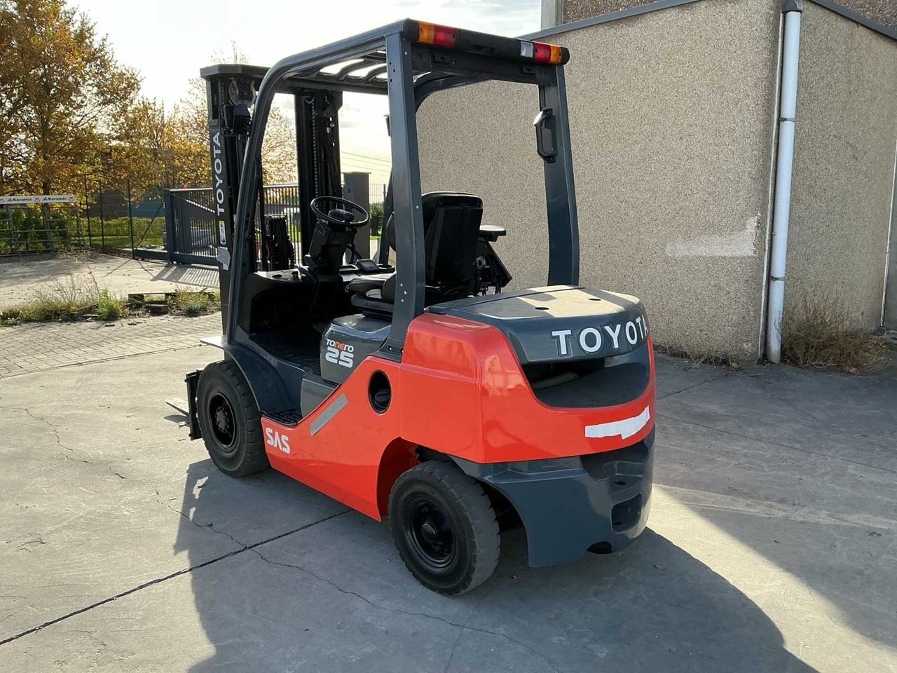 2016 TOYOTA 06-8FD25F FORKLIFT - رافعة شوكية: صور 4 2016 TOYOTA 06-8FD25F FORKLIFT - رافعة شوكية: صور 4