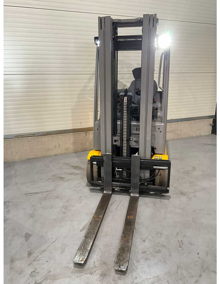 2017 JUNGHEINRICH EFG 216K FORKLIFT - رافعة شوكية: صور 4 2017 JUNGHEINRICH EFG 216K FORKLIFT - رافعة شوكية: صور 4