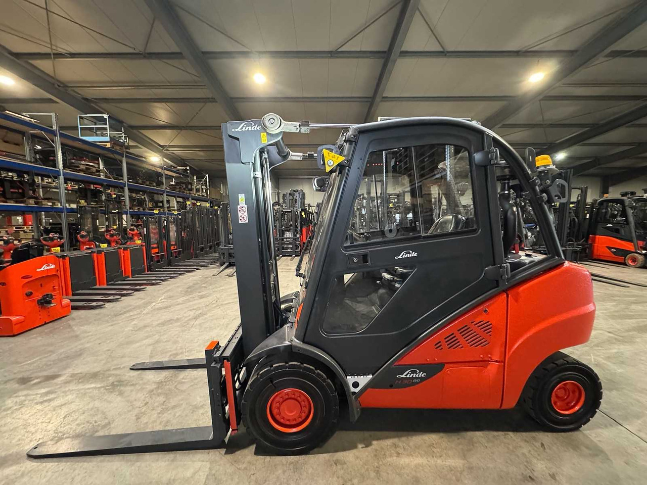 2017 SERVICE + UVV 11/2026 LINDE H30D EVO 3,000KG DUPLEX FREE LIFT 3RD + 4TH VALVE FORK ADJUSTER DIESEL FORKLIFT FORKLIFT 4,702 HOURS. - رافعة شوكية: صور 2 2017 SERVICE + UVV 11/2026 LINDE H30D EVO 3,000KG DUPLEX FREE LIFT 3RD + 4TH VALVE FORK ADJUSTER DIESEL FORKLIFT FORKLIFT 4,702 HOURS. - رافعة شوكية: صور 2