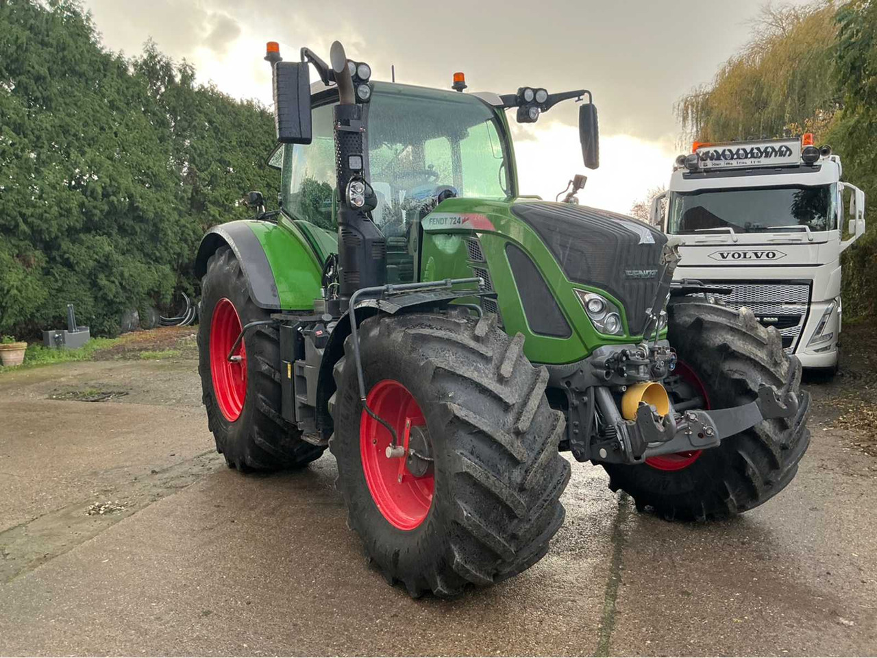 2018 FENDT 724 S4 PROFIPLUS - جرار: صور 2 2018 FENDT 724 S4 PROFIPLUS - جرار: صور 2