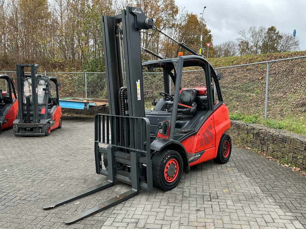2019 LINDE H40T-02 FORKLIFT - رافعة شوكية: صور 1 2019 LINDE H40T-02 FORKLIFT - رافعة شوكية: صور 1