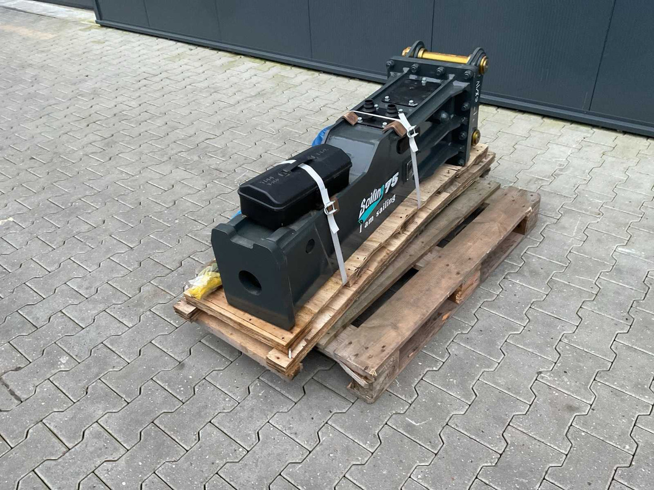 2025 SAILING 75 SKID STEER LOADER - اللودر المجنزر صغير: صور 1 2025 SAILING 75 SKID STEER LOADER - اللودر المجنزر صغير: صور 1