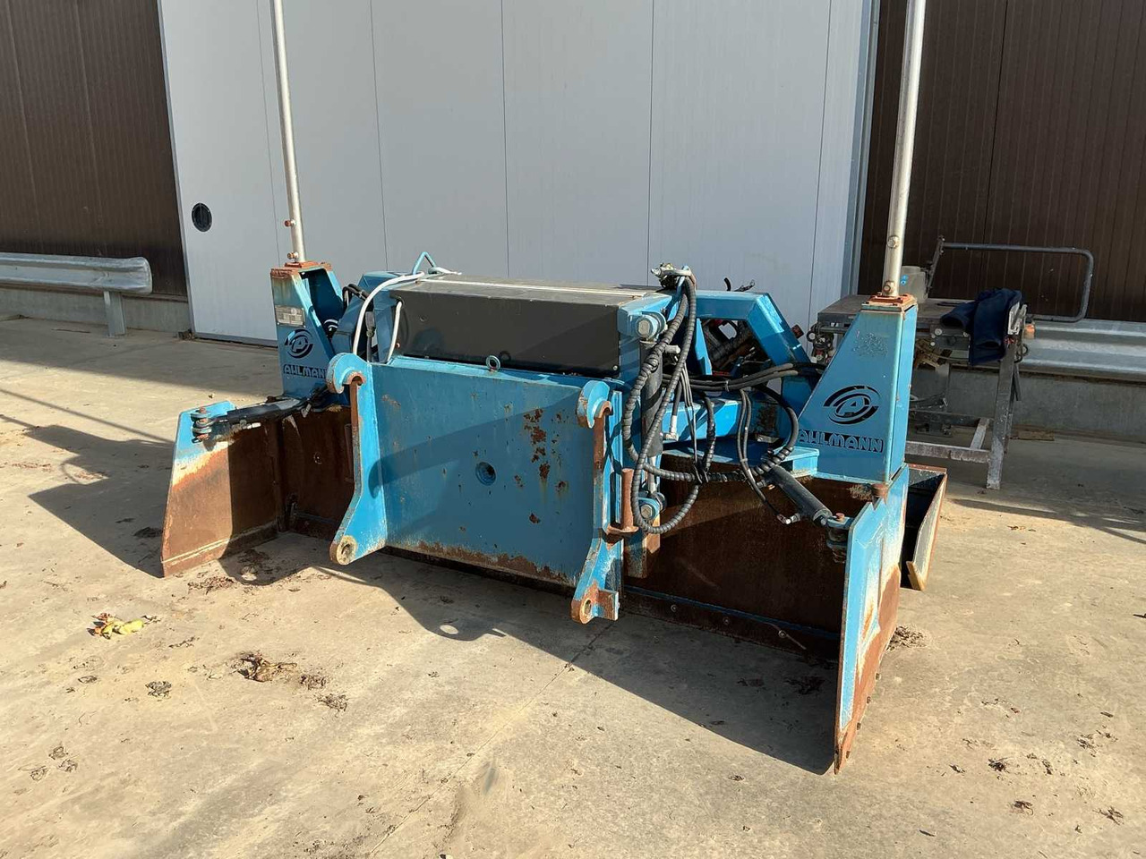 Ahlmann Ahlmac 2600 - ال معدات حراثه: صور 2 Ahlmann Ahlmac 2600 - ال معدات حراثه: صور 2