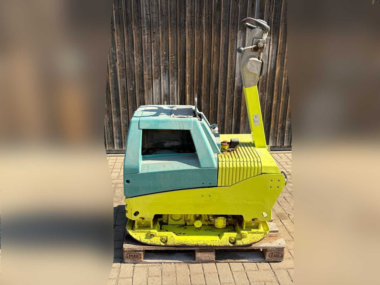 Ammann APH 100 - 20 - صفائح اهتزازية: صور 3 Ammann APH 100 - 20 - صفائح اهتزازية: صور 3