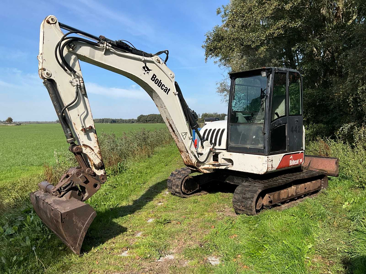 Bobcat 442 - حفارات زحافة: صور 1 Bobcat 442 - حفارات زحافة: صور 1