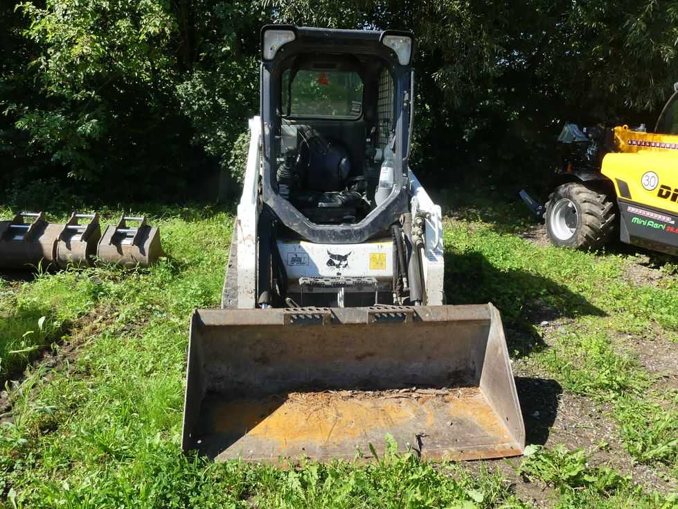Bobcat BOBCAT - T450 - 2022 - MINI EXCAVATOR - حفارة مصغرة: صور 4 Bobcat BOBCAT - T450 - 2022 - MINI EXCAVATOR - حفارة مصغرة: صور 4
